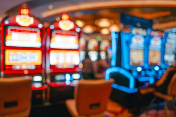 Adventures Beyond Wonderland paytable and bonus feature explanation on alexistogel macau